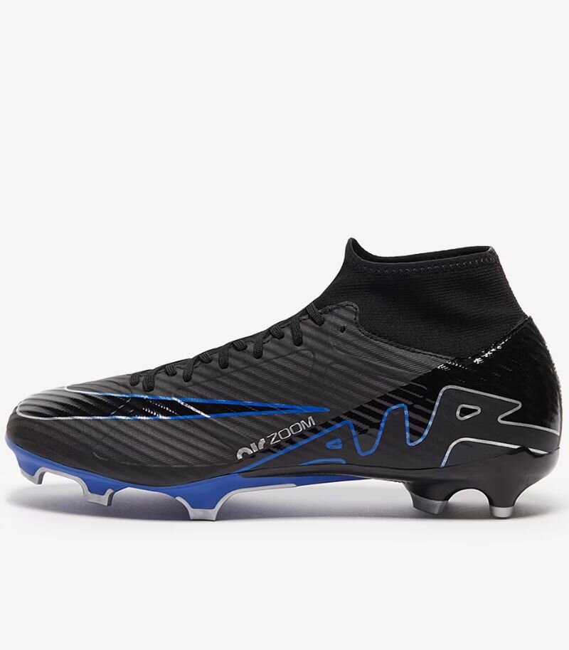 nike air zoom mercurial superfly football boots in black with dark blue details 